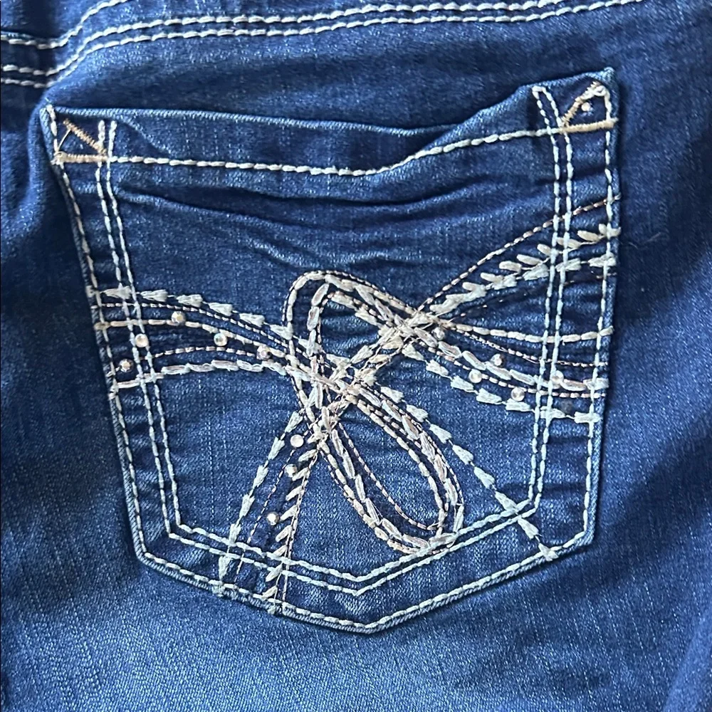 Wallflower Y2K  Women's Dark Blue Skinny Jeans with Fading Fancy Pockets - Picture 3 of 5